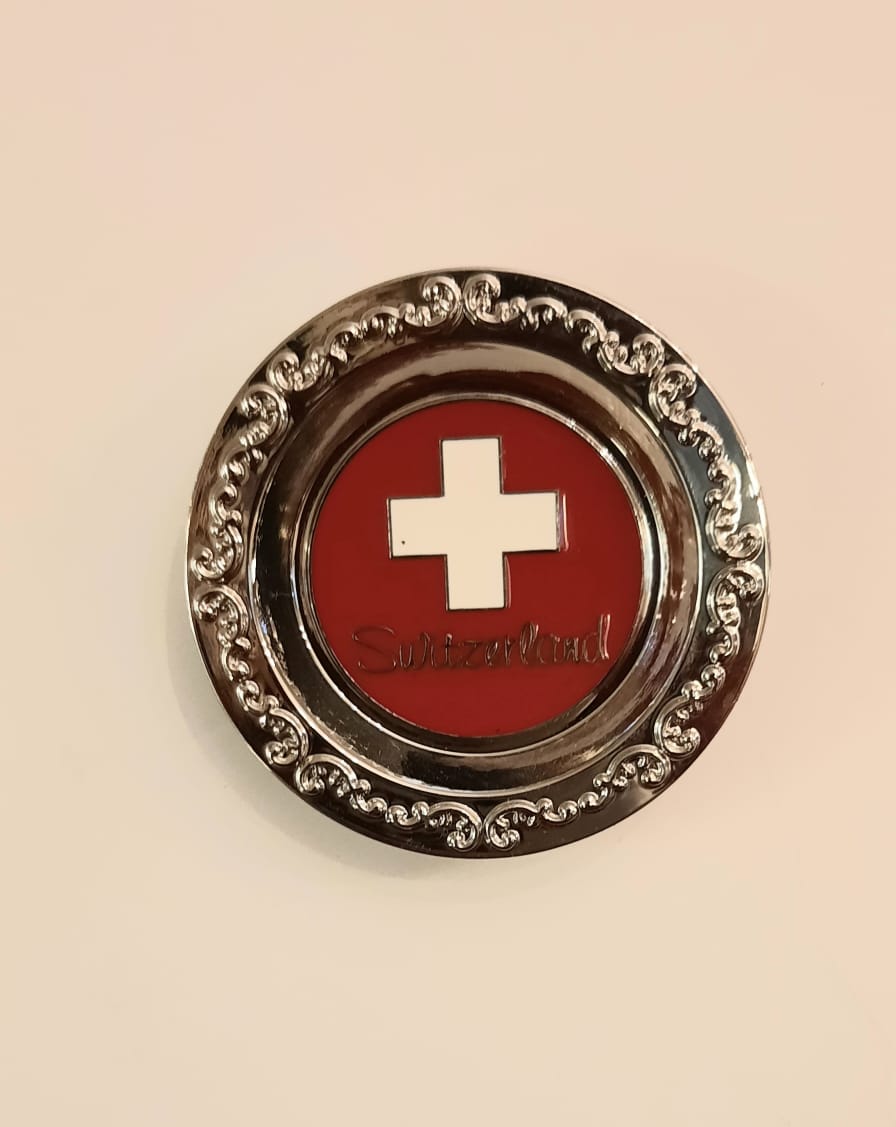 (العربية) مغناطيس ثلاجة (شعار سويسرا)